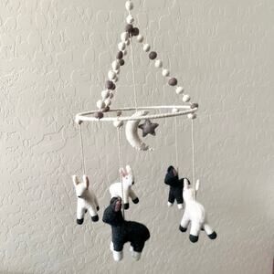 Pehr Classic Sheep Mobile NWT Felted Wool Baby Crib Nursery Black White Gray